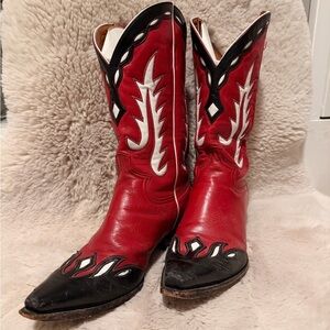 Justin Boots • Red Boots • Women’s 8.5
